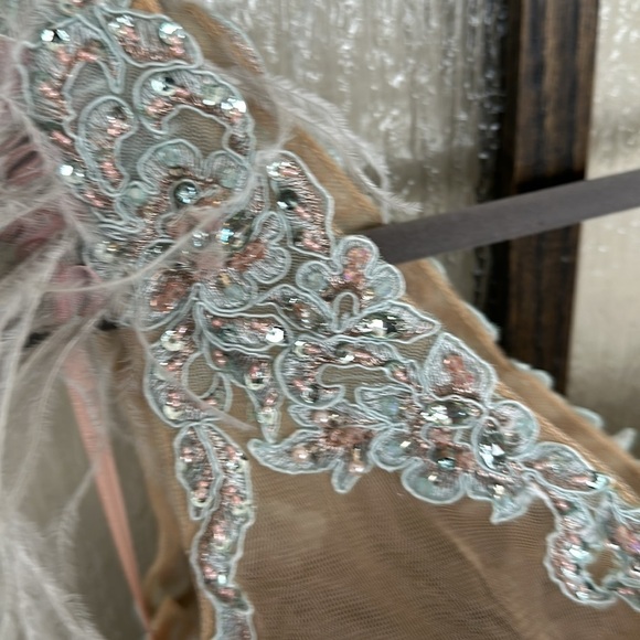 MAC DUGGAL 79264 EMBROIDERED FEATHERED ONE SHOULDER CRYSTAL BLUE GOWN 10NEW $998 - Picture 12 of 17